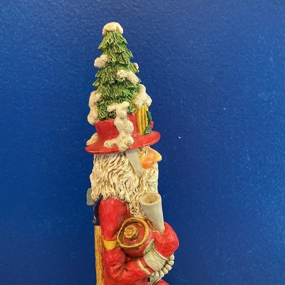 Adorable Thin Resin Fireman Santa with his Dalmatian 11” - Picture 4 of 8